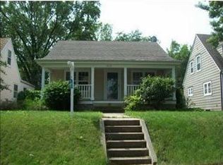 1318 E Victoria St, South Bend, IN 46614