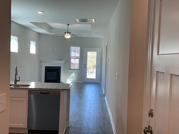 4th image of 171 Willow Bay Dr