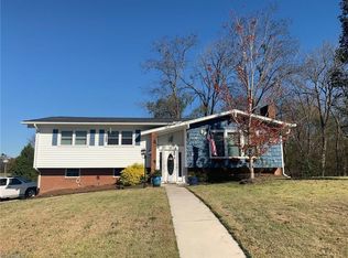 500 Ledford Cir, High Point, NC 27265