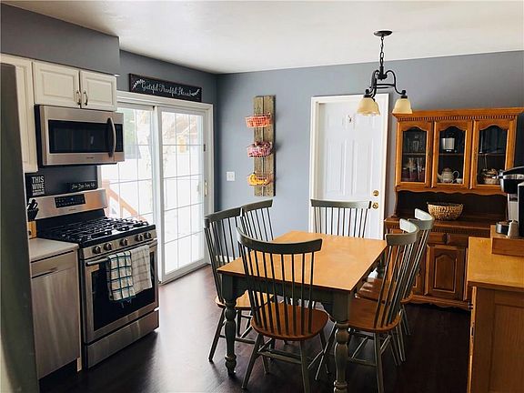 5th image of 4703 Cedar Dr