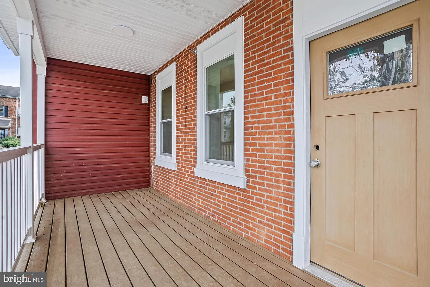Studio, 1215 sqft, $1,600 — Photo 3