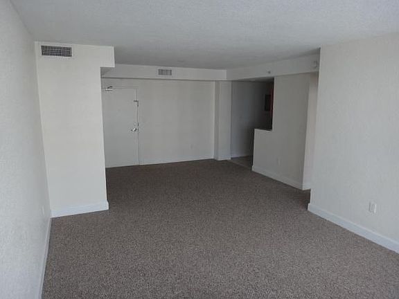 4th image of 7501 E Treasure Dr APT 5C