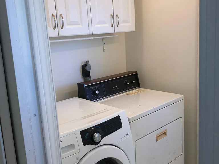 1012 Fairmount Ave — Photo 10
