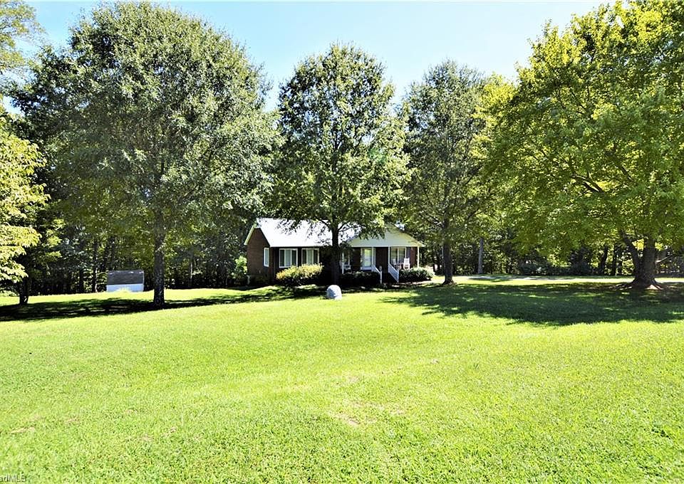 2nd image of 151 Dionne Way