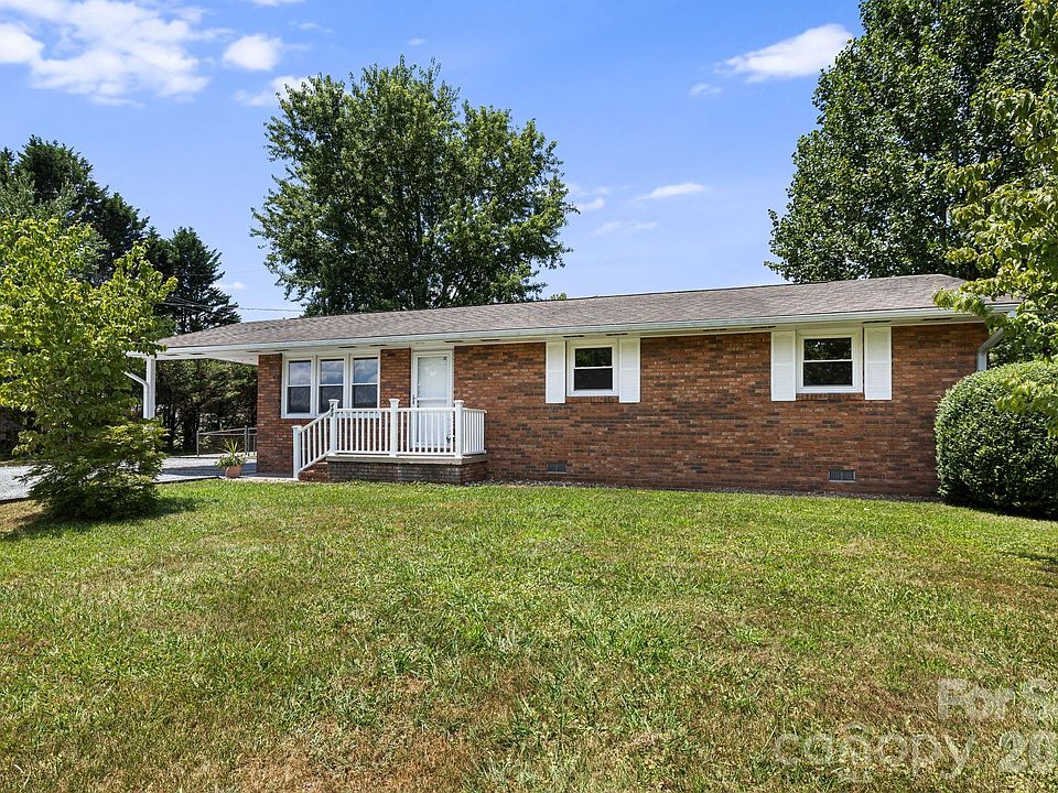 1st image of 490 Ecusta Rd