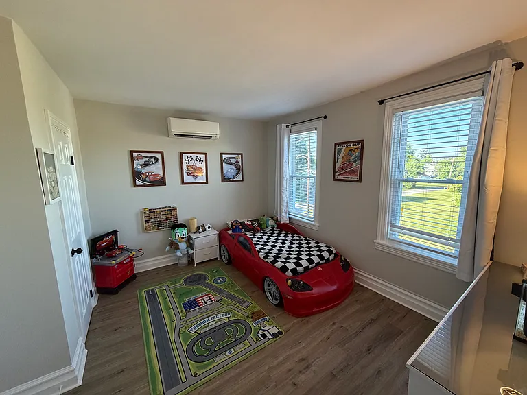 307 S Whiteoak St — Photo 16