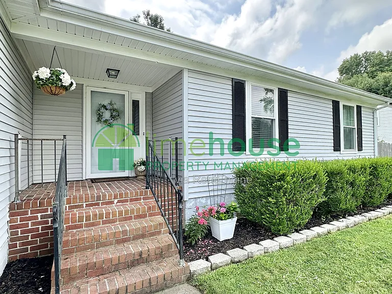 5 Baywood Ln — Photo 2
