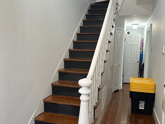 4th image of 315 N 27th St