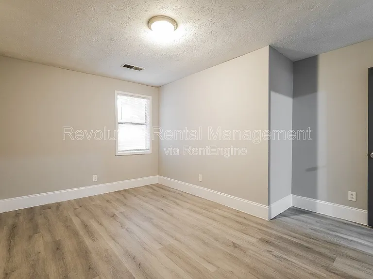 1158 Pinedale Cir NW — Photo 11
