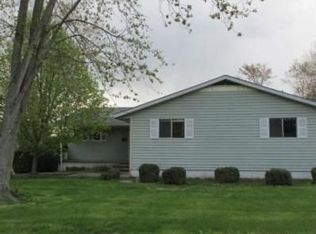 689 Sharon Valley Rd, Newark, OH 43055