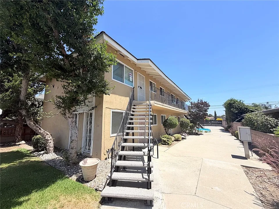 316 N San Gabriel Ave #D