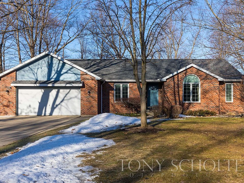 1st image of 7047 Youngstown Ave