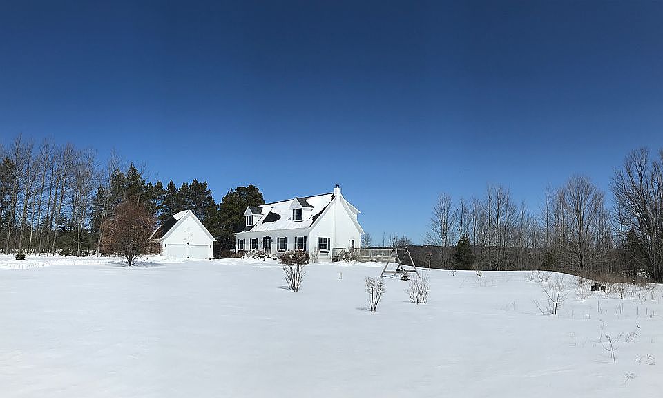 1st image of 1095 S Ruby Ln