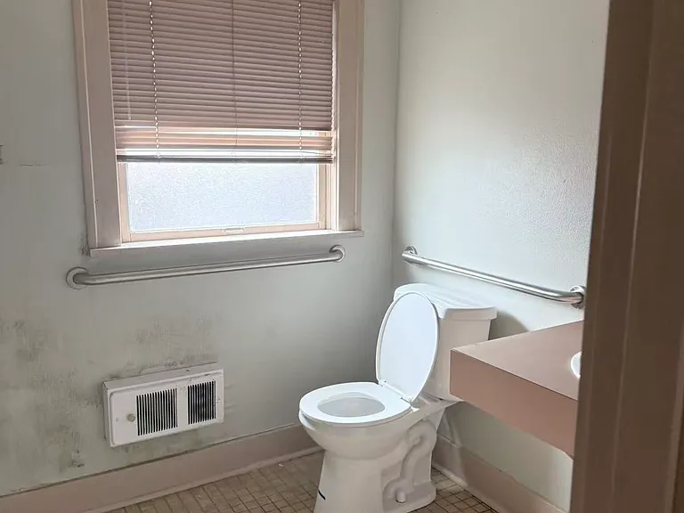 2634 NE Broadway St #101 — Photo 7