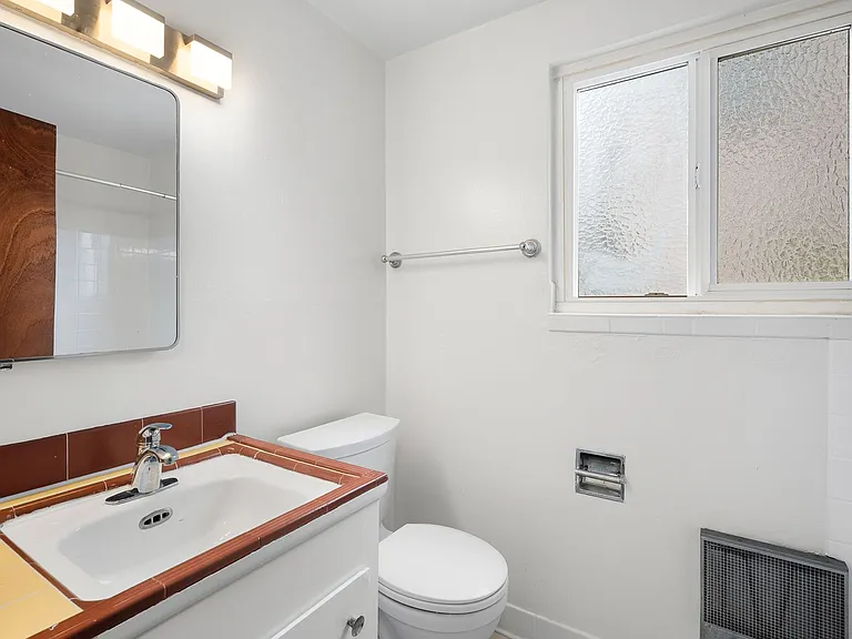 Birch Apartments — Photo 10