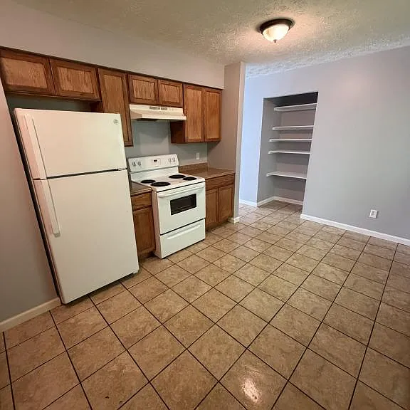 166 Kendall Ave #3 — Photo 5