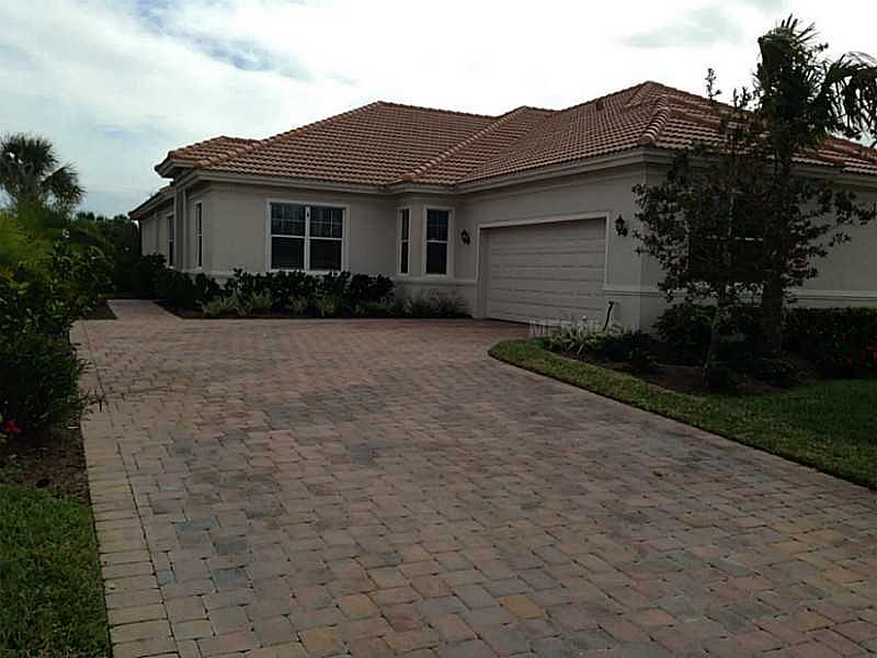 1st image of 13072 Creekside Ln