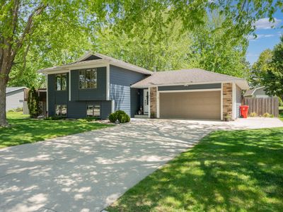 414 9th Ave NW, Byron, MN, 55920