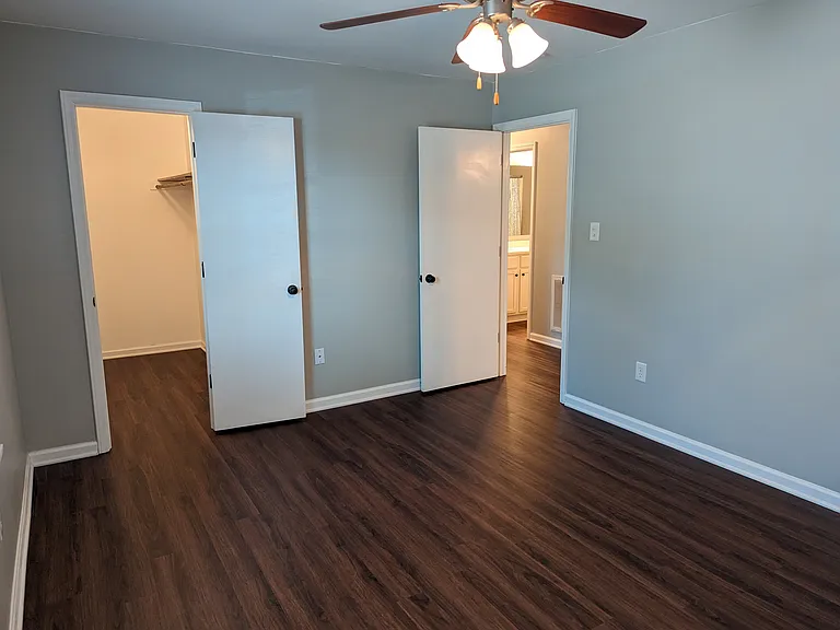 415 S Fayetteville St — Photo 12