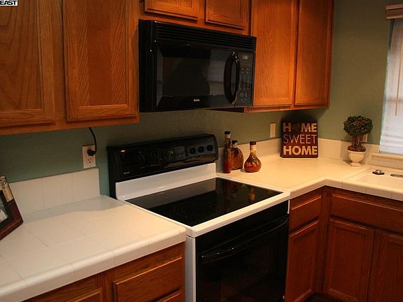 3rd image of 7685 Arbor Creek Cir #140
