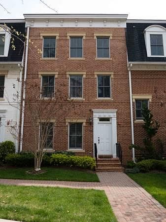 1st image of 1209 N Taft St Unit B