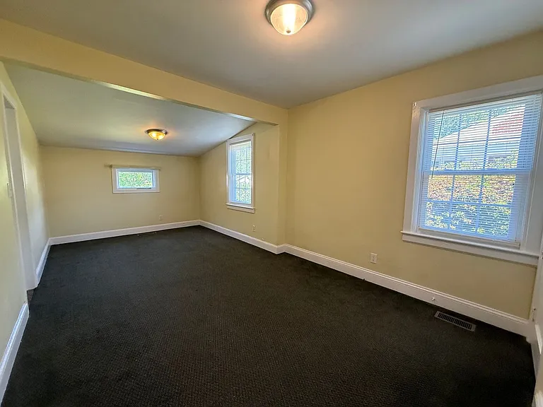 5 Warlick St — Photo 7