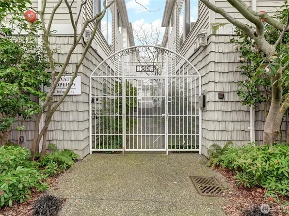 1219 6th Avenue N #203, Seattle, WA 98109
