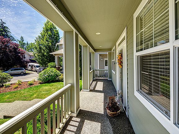 5th image of 25218 SE 42nd Dr