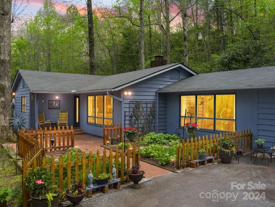 159 Jervey Rd, Tryon, NC 28782