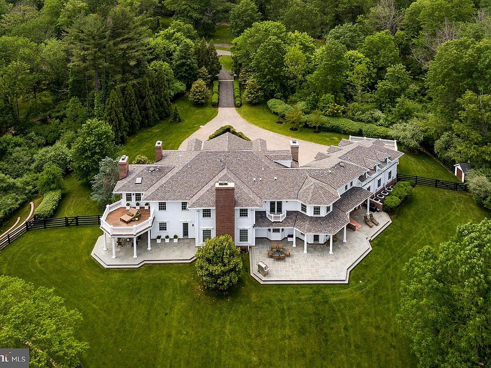 1st image of 272 Carter Rd