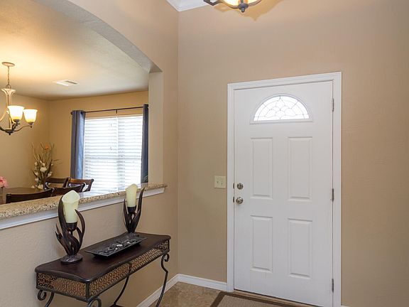 3rd image of 7505 Vail Dr