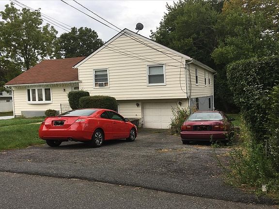 3rd image of 21 Jackson Pl