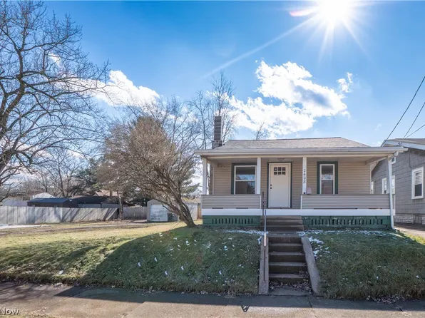 2408 21st St NE, Canton, OH 44705