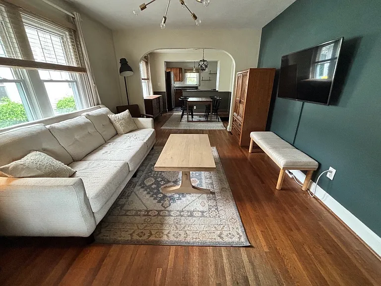 6136 Crittenden Ave — Photo 14