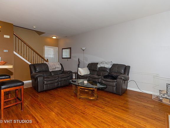 3rd image of 24258 W Leski Ln
