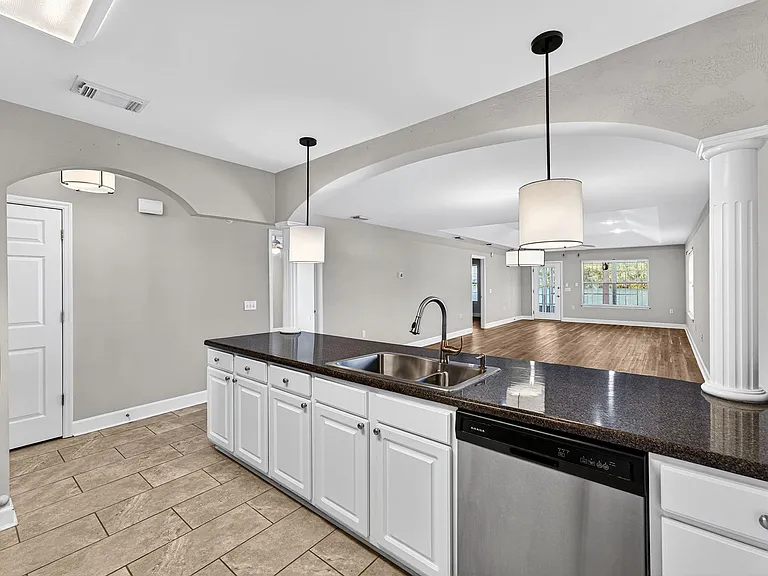 114 Lakeridge Dr — Photo 8