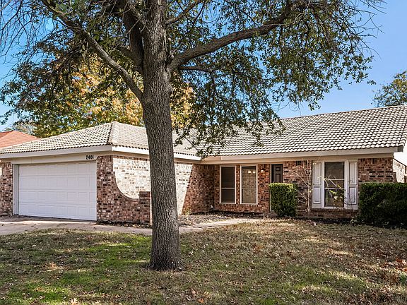 3rd image of 7401 Meadow Creek Dr