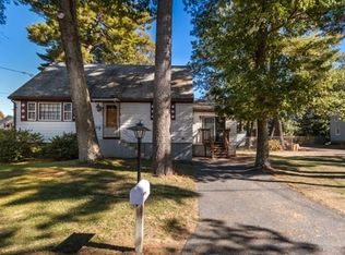 10 Edgewood Rd, Billerica, MA 01821