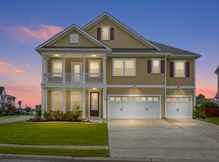 566 Pendleton Dr, Moncks Corner, SC 29461