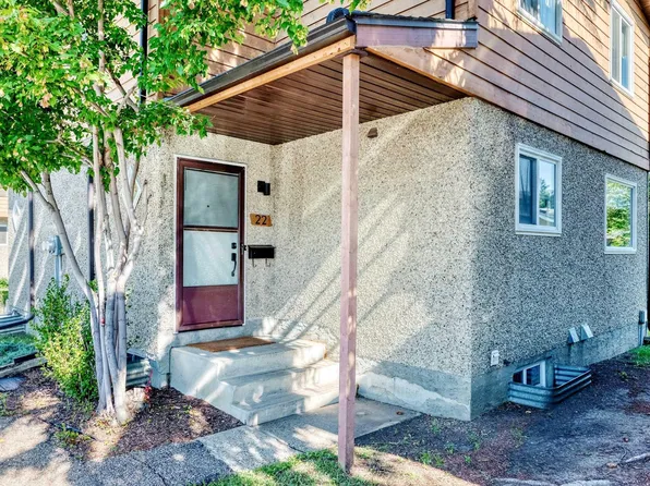 3812 20th Ave NW #22, Edmonton, AB T6L 4B2