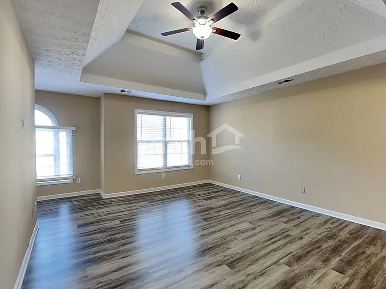 2912 Canopy Cir — Photo 14