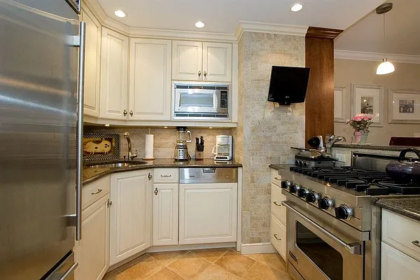 Sold by Citi Habitats | media 1