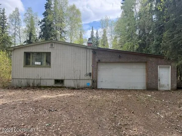 3045 Taxilane A, North Pole, AK 99705