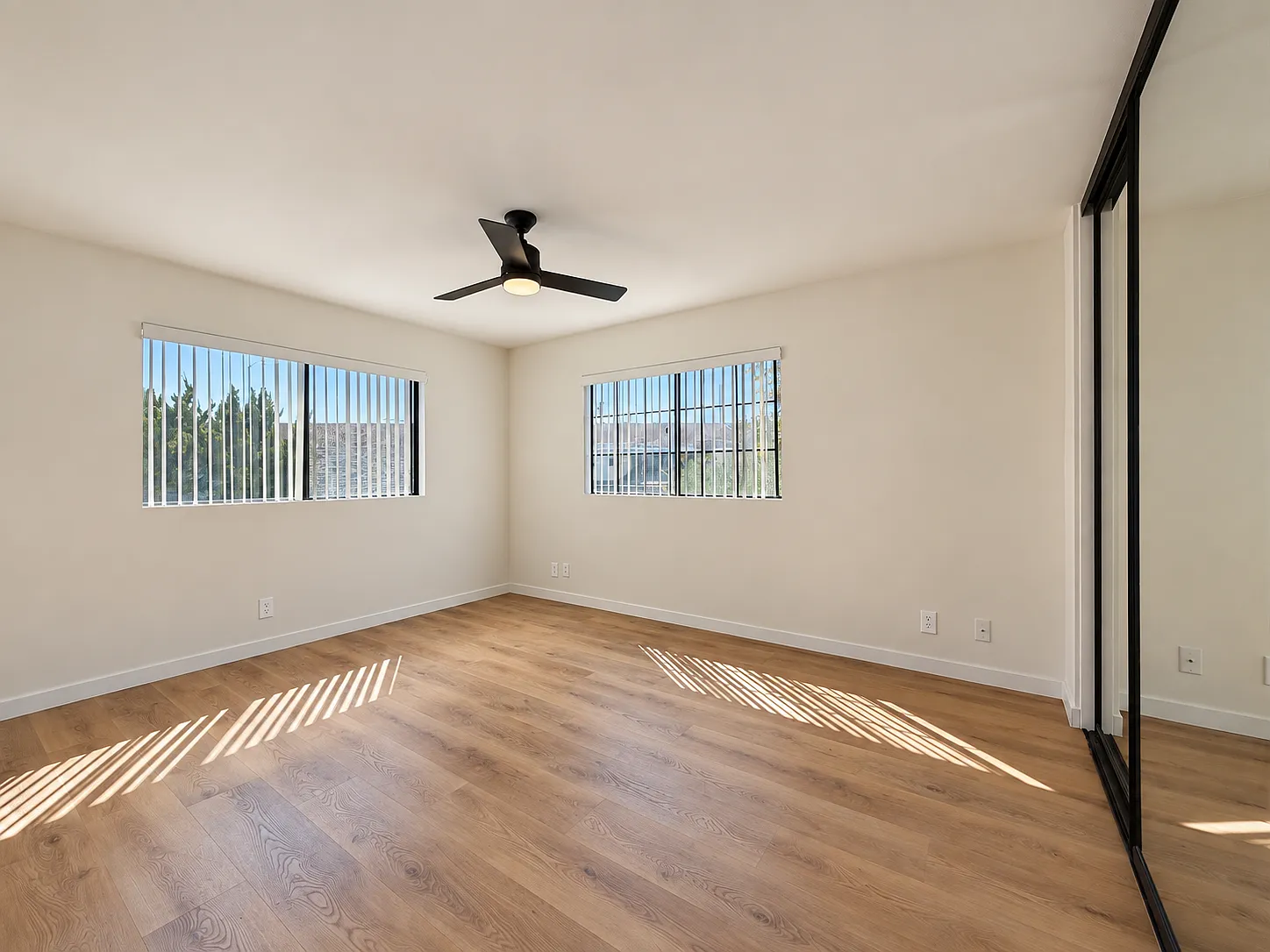 1 bed, 875 sqft, $2,300 — Photo 4