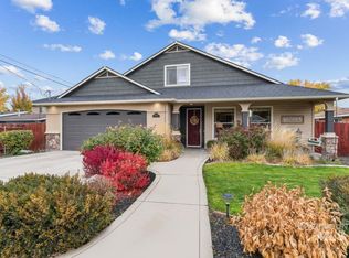 6008 W Castle Dr, Boise, ID 83703