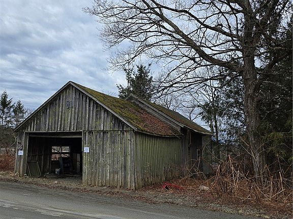 2nd image of 105 County Road 47 #8