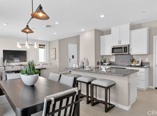 36598 Altisma Dr, Winchester, CA 92596
