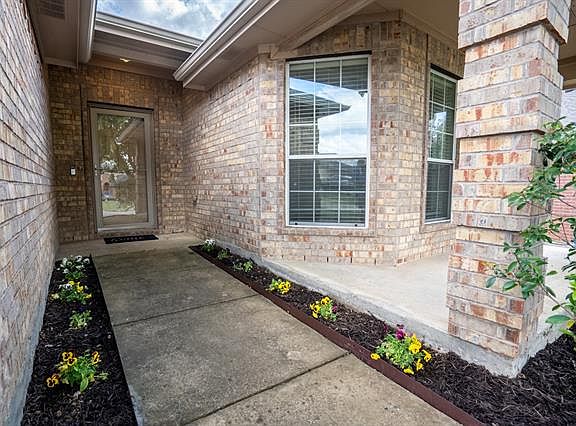 5th image of 1401 Thibodaux Dr