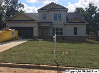 105 Bibb Rd, Huntsville, AL 35801