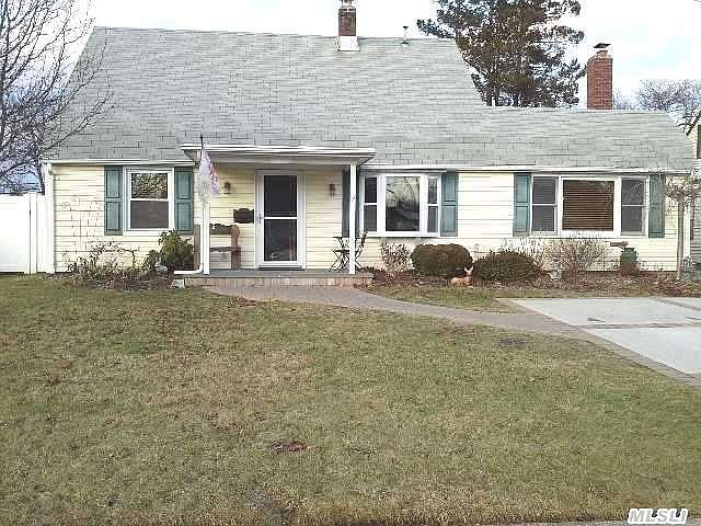 1st image of 9 Park Ln